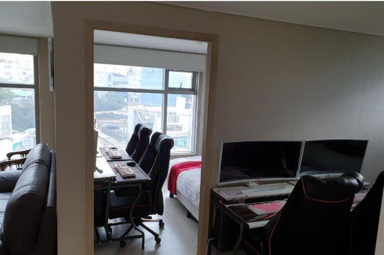 R&T Hotel Jeju Exterior photo